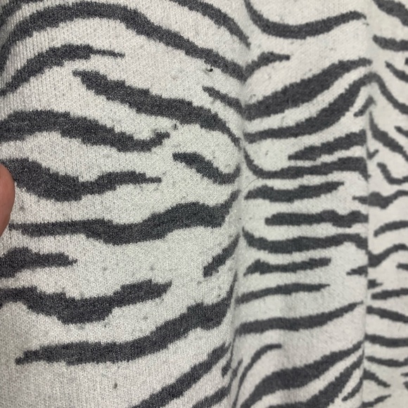 Anthropologie Lizzie Mock Neck Zebra Print Sweater - Picture 6 of 8